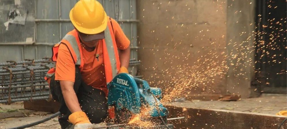 Obreros piden a gobierno que convoque a reunión para fijar salario mínimo